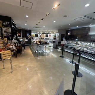 クィーン洋菓子店_2