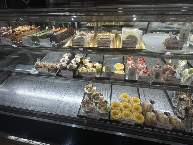 クィーン洋菓子店 本店 - 東武宇都宮/ケーキ | 食べログ