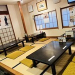 かき忠 - 純和風の一階小上がり