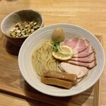 MENYA HITENZAKA - 料理写真:特製昆布水つけ麺(醤油)