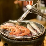 七輪焼 お魚くわえたどら猫 - 