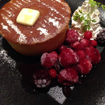 上々屋 - パンケーキのベリーソース