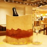 森の机 - 丹波ワイナリーの泡を。￥６９００