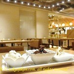 森の机 - 左から奈良チーズ・鳥レバー・がっこチーズ