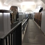 熟成とんかつ フライ家 - 日比谷OKUROJI 新橋側入口から