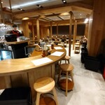 熟成とんかつ フライ家 - 内観 入口から