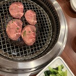 焼肉 山河 - 