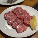 焼肉 味楽亭 板橋店 - 特上タン