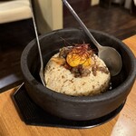 焼肉 味楽亭 - 特製焼飯