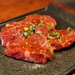 炭火焼ホルモン ぐう - 