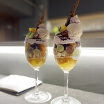 パフェ、珈琲、酒、佐藤 - 