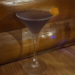 gilda - 美しい紫のグラデーション。食後の一杯として理想的な爽やかさ。
      