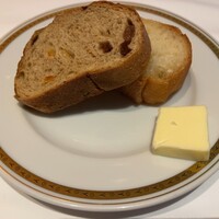 みかわや - ③パン2種（バター＆ブルー　ベリージャム）