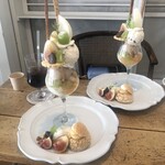 夏空 - シャインマスカットのパフェ