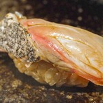 麻布十番 鮨 すずめ - 