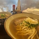 首里うかじ うかじそば - 