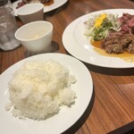 キャトルラパン 北梅田 - ライス大＋150円は高いけど