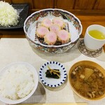 とんかつ とん心 - 料理写真:「岩中豚 ヒレ 特撰シャ豚ブリアン 180g」2,970円税込み♫、「ご飯セット」440円税込み♫