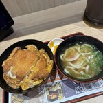 資さんうどん - 