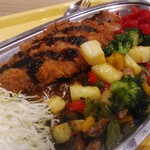 チャンピオンカレー - Lカツカレー＆素揚野菜トッピング