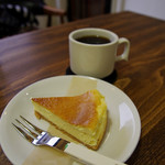 トーンカフェ - ベイクドチーズケーキ