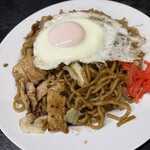 やきそば 鈴や - 肉目玉やきそば
