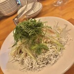 ANDs. - しらすと香味野菜のペペロンチーノ