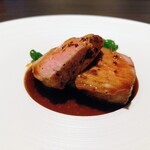 KINO_ - 『肉料理』
      ・鹿児島黒豚のロース
      　　インカのめざめ と ししピーマン マスタードソース