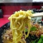 ラーメン 杉田家 - 麺リフト