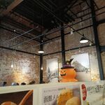 プティメルヴィーユ - イートインエリア