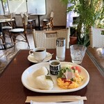 クインズ・カフェ - 料理写真: