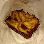 Saint Denis Cafe - テイクアウトしたパンプディング。