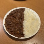 炭火焼肉ホルモン まるは - 濃縮トマトカレー