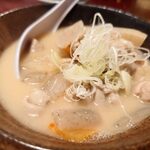 宗平 - もつ煮込み 550円