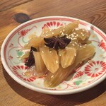 黒羊羊肉串店 BLACK SHEEP - 薬膳セロリ