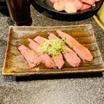 闇市 - 豚レバー(だったっけな？) 加熱処理済☆