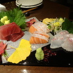 青山 星のなる木 - お造り（インドまぐろ、オーロラサーモン、真鯛）