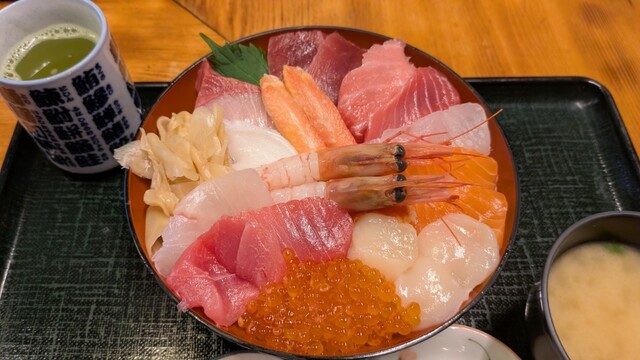 みなと食堂 - 苫小牧（海鮮丼）