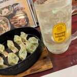 まんまる - 餃子＆ハイボール