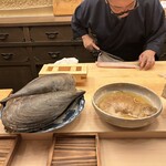 鮨 さえ喜 - 平貝　気仙沼のフカヒレ