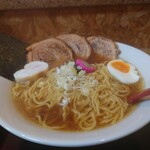 ふかがわ らぁめん道場 極 - 鶏醤油チャーシュートッピング大盛り