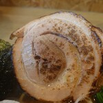 ふかがわ らぁめん道場 極 - 炙ったチャーシュー