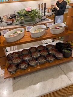 ルシアン - そば、白身魚のエスカベッシュ、鶏皮ポン酢、中華くらげ