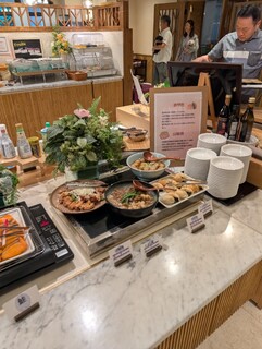 ルシアン - 山賊焼、牛すじ煮、おやき、こんにゃく