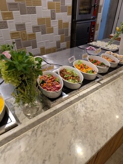 ルシアン - ベーコン・ソーセージ、ミートボール
