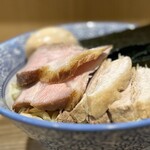 麺屋 山界 - 肩とバラチャーシュー