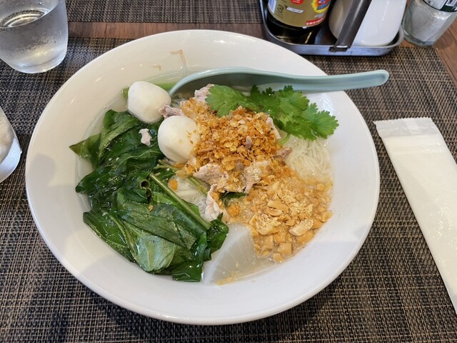 Thai Shokudo Aroi Aroi