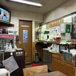 宝来軒 - 厨房とおトイレ