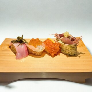 廻転とやま鮨_2