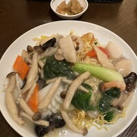 中国飯店 紫玉蘭 - 海鮮焼きそば